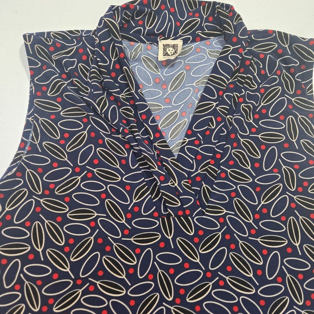Ann Klein Womens Black Sleeveless Top V-Neck Red, White Blue leaf print SZ Small